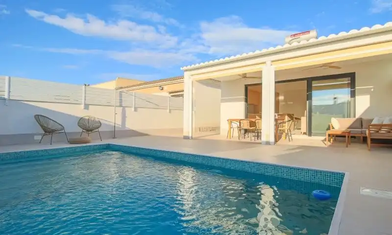 Villa con terrazza in vendita a Calle Strauss, imagen 3