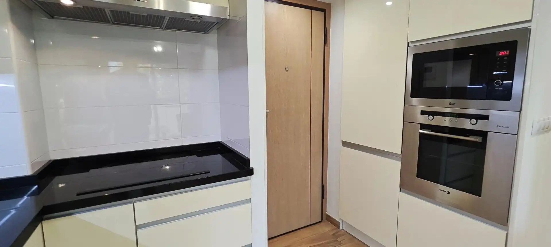 Kitchen of Apartments for sale in Alicante / Alacant  with Air Conditioner, Private garden and Storage room