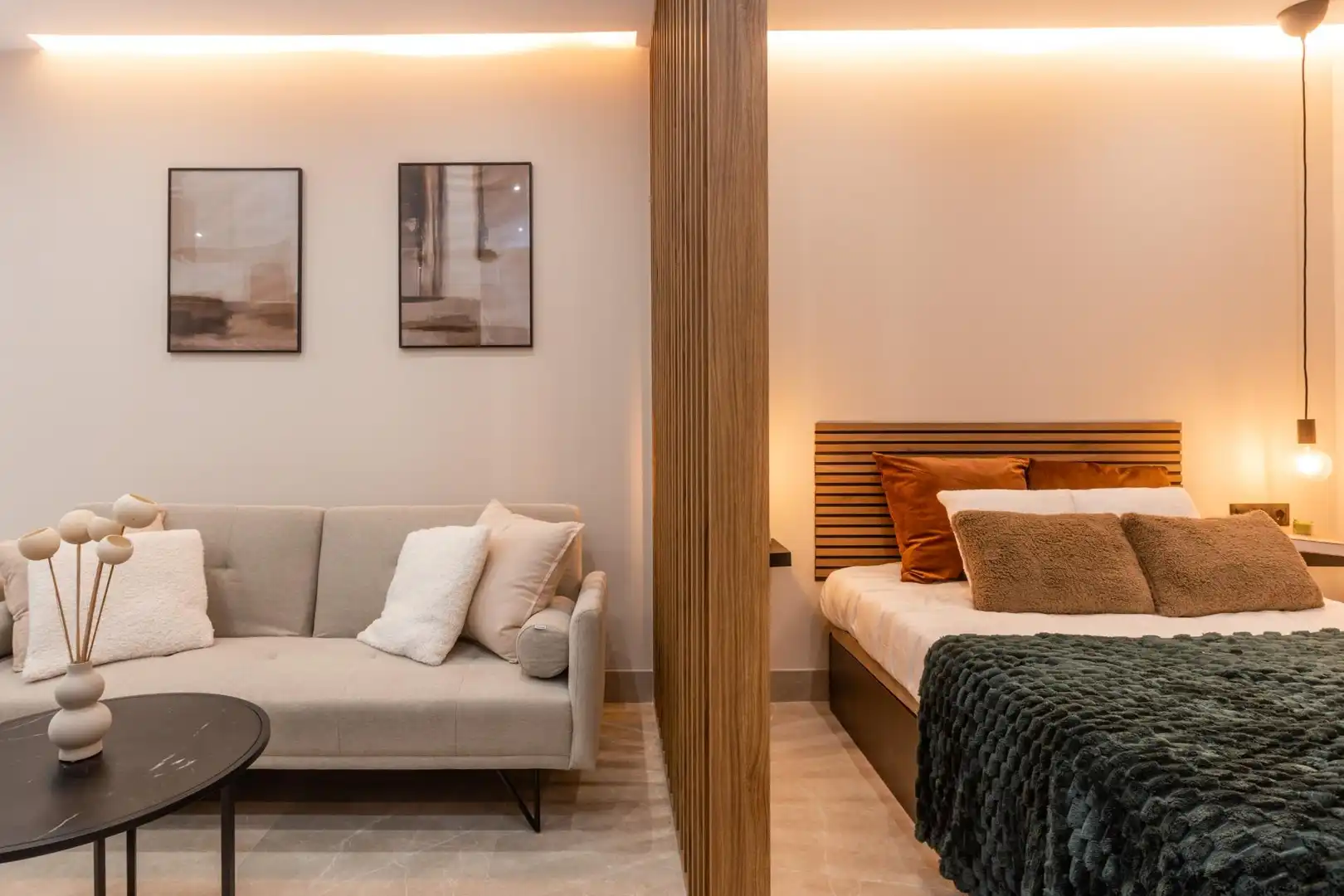Bedroom of Study for sale in Granada  with Air Conditioner, Heating and Furnished