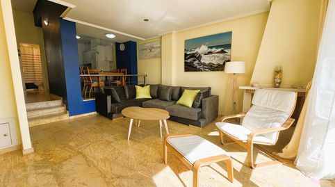 Foto 3 de Casa adosada en venda a Calle Antonio Muñoz Molina, 98, Aguamarina, Orihuela