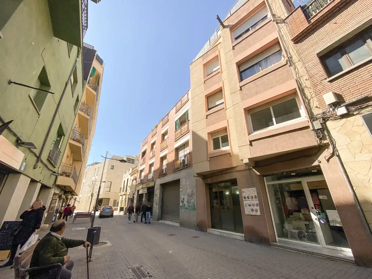 Vista exterior de Piso en venta en Mollet del Vallès