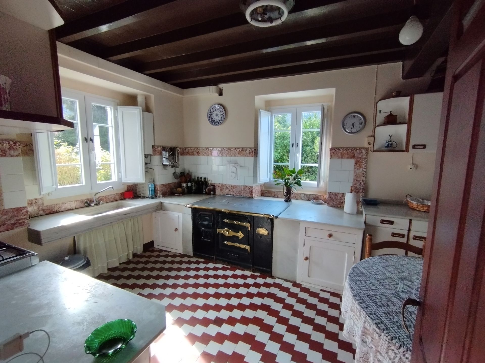 Cuina de Casa o xalet en venda en Cervo amb Jardí privat i Moblat