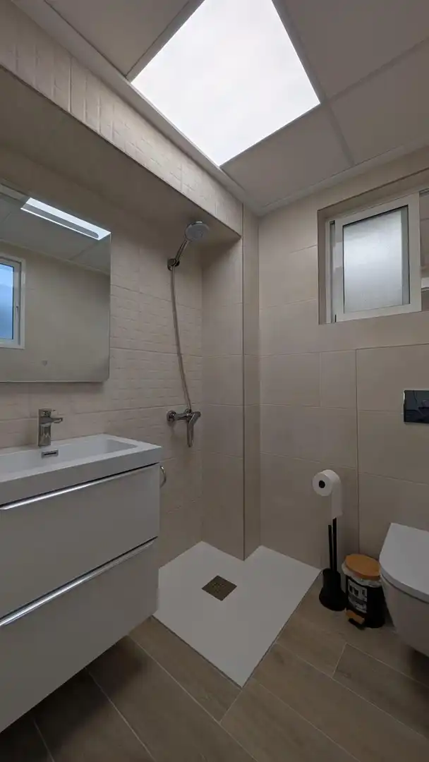 Badezimmer von Wohnung zur untervermieten in Elche / Elx