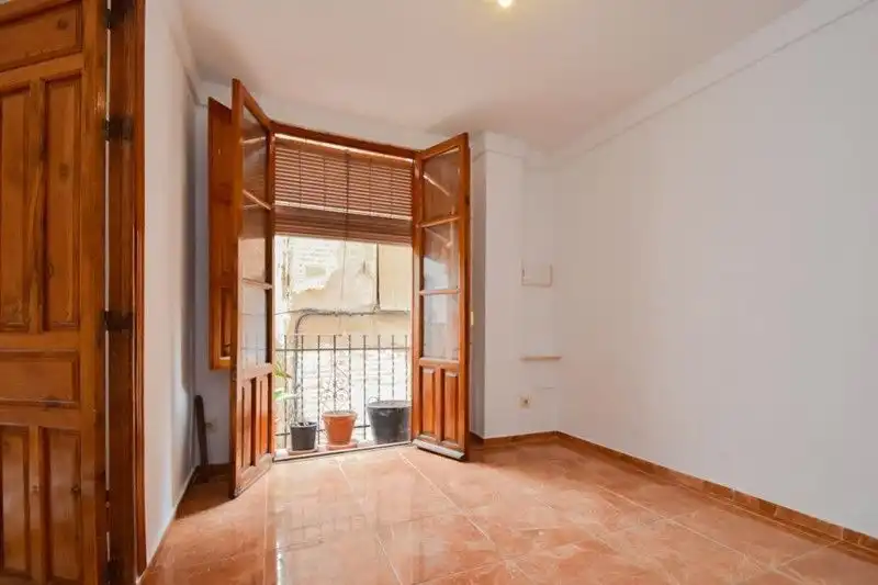Habitación de Piso en venta en Granada con Terraza