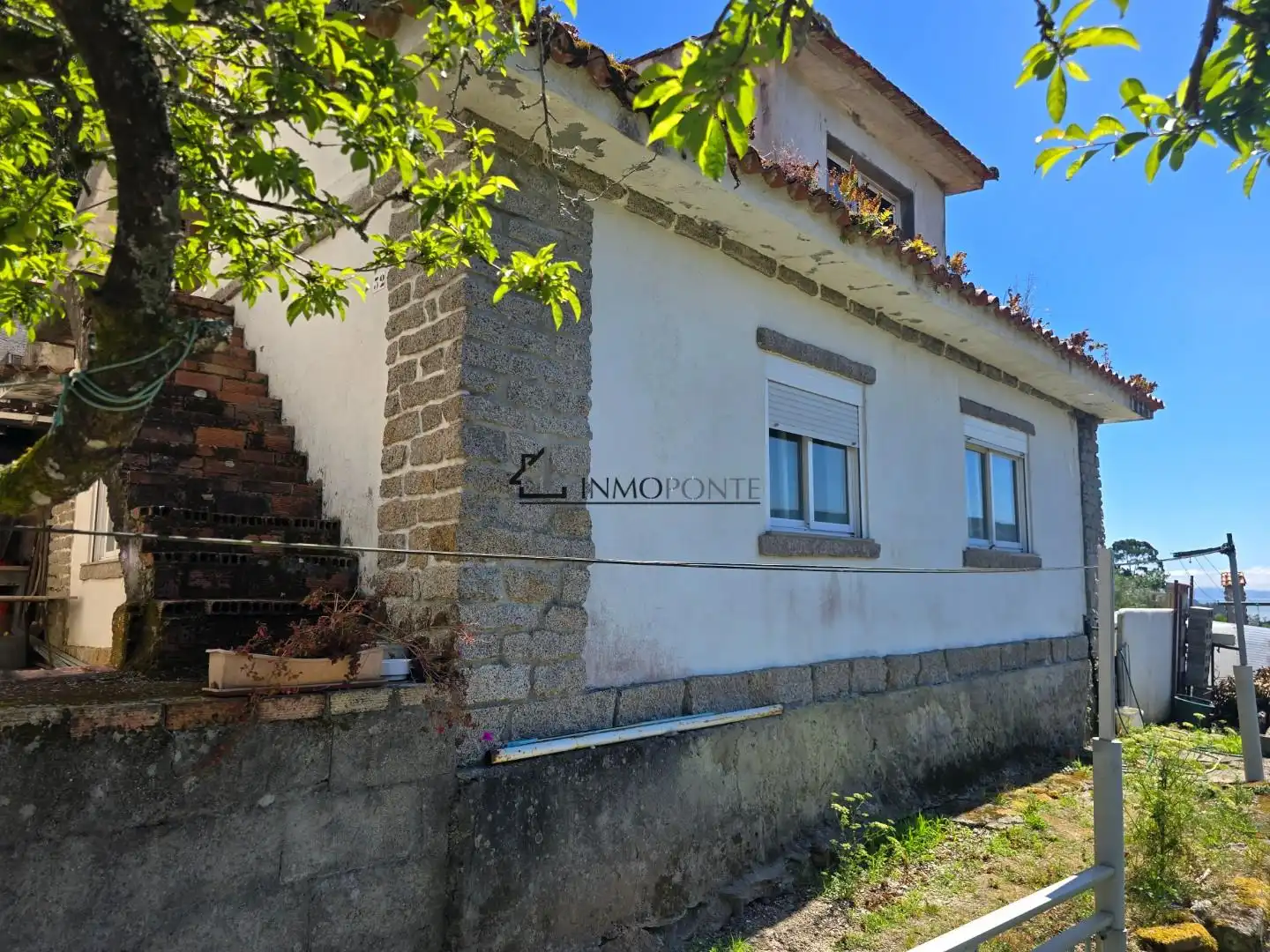 Casa con jardín en venta en San Xoán de Poio, imagen 2