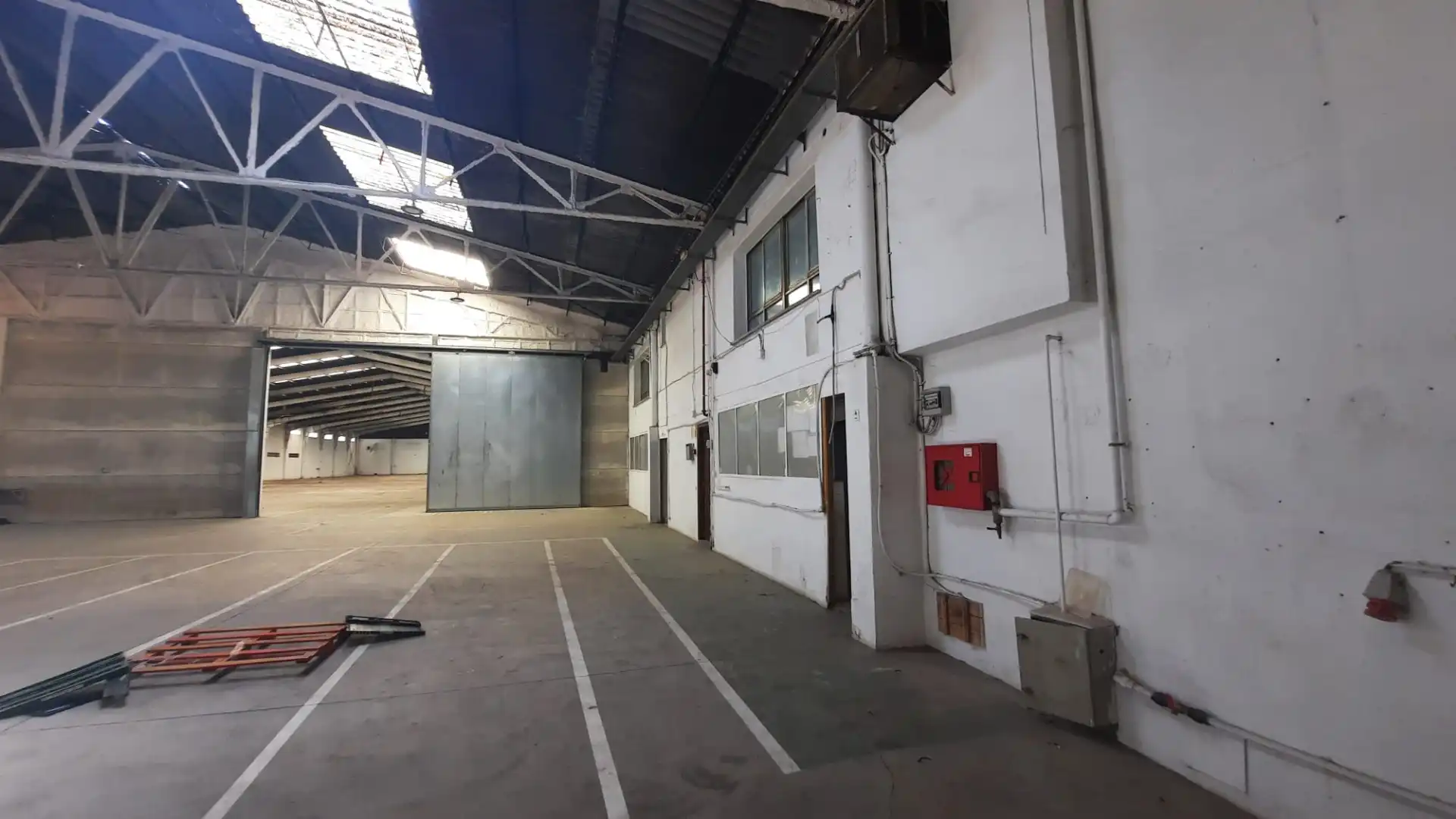 Fabrikhallen zur Miete in Almazora / Almassora