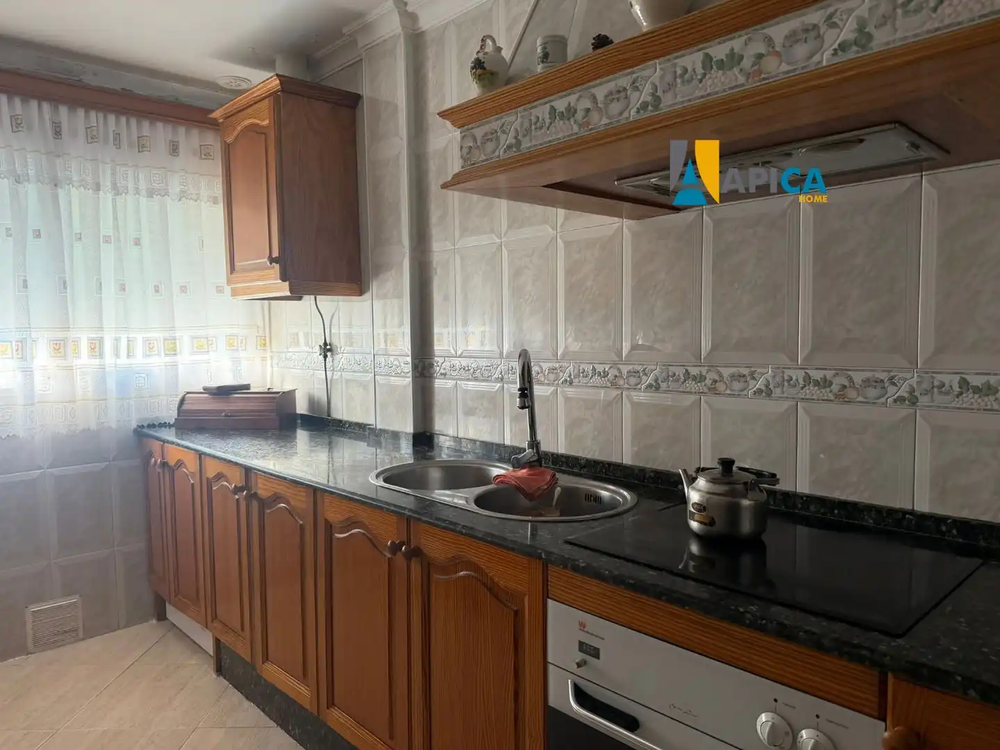 Kitchen of Flat for sale in Barbate