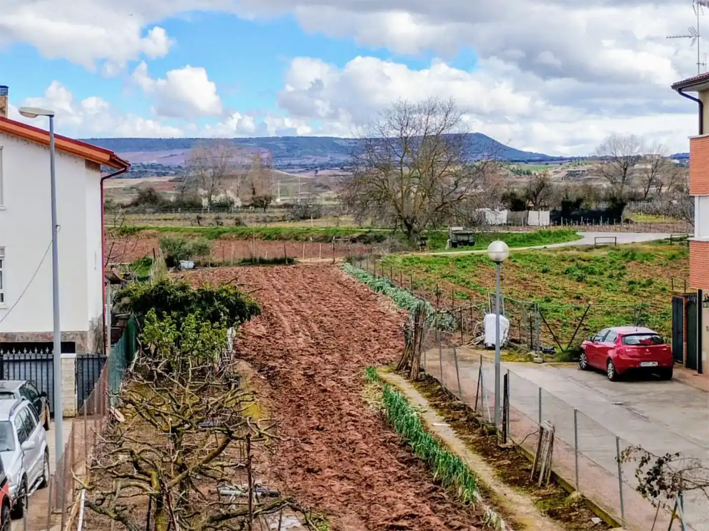 Casa o xalet en venda en Uruñuela amb Balcó
