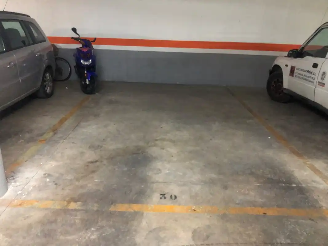 Individual with lift for sale in Carrer Alfredo Perèz Costa, imagen 8