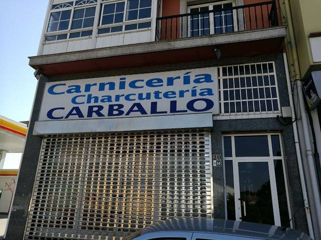 Local comercial en Alquiler en Avenida de Bértoa en Carballo