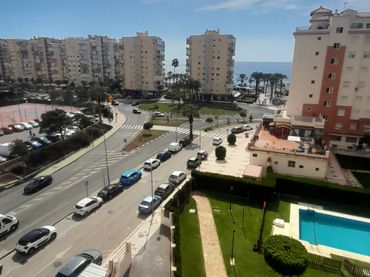 Pis amb piscina en venda a Calle Casa Balate 4