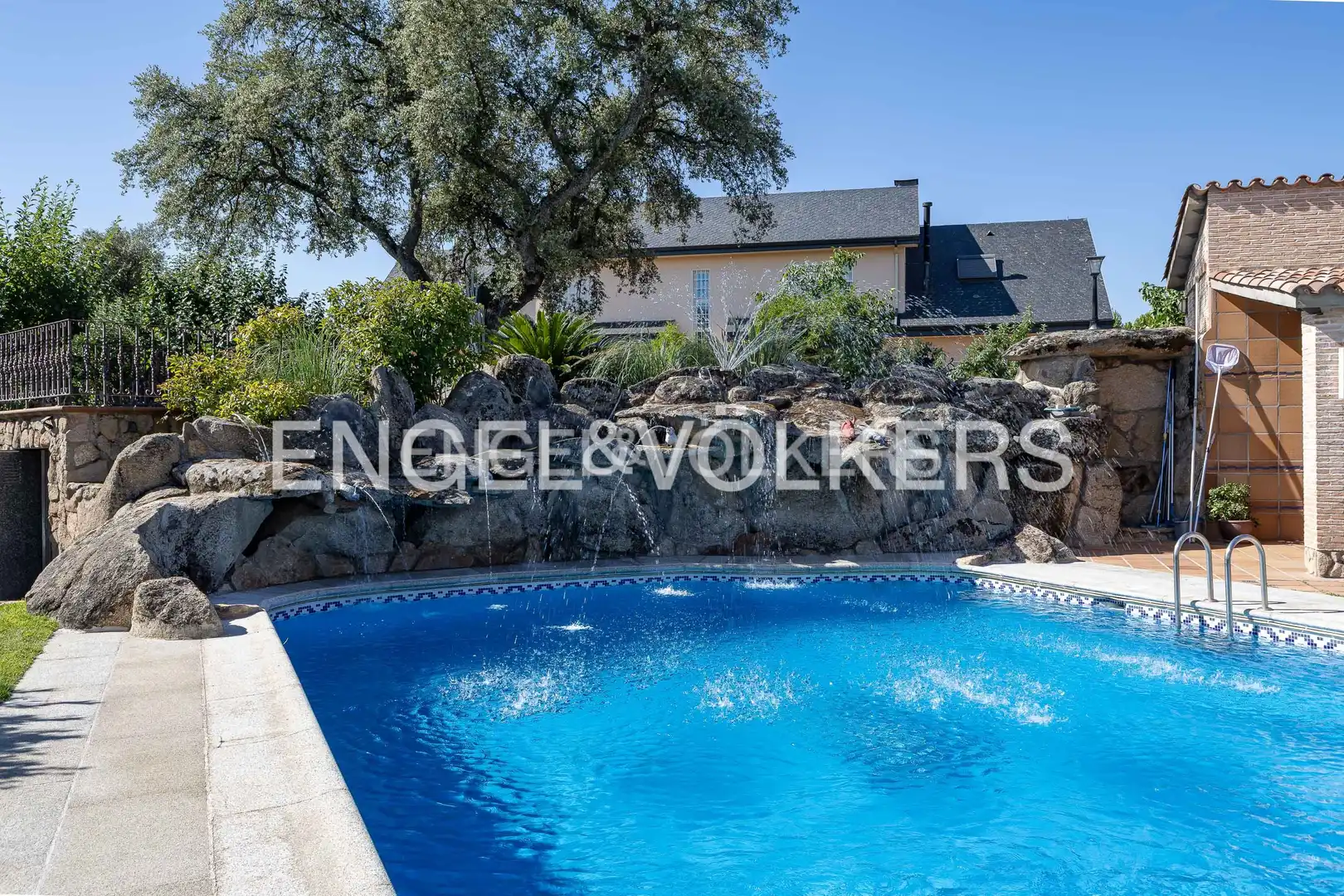 Piscina de Finca rústica en venta en Villaviciosa de Odón con Aire acondicionado, Calefacción y Jardín privado