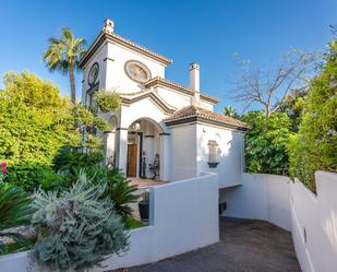 Exterior view of House or chalet for sale in Marbella  with Terrace and Swimming Pool