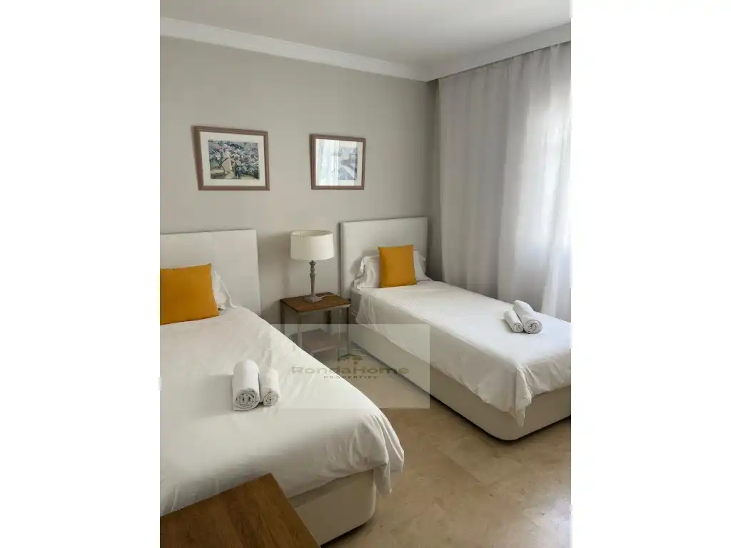Habitación de Piso de alquiler en Marbella con Terraza