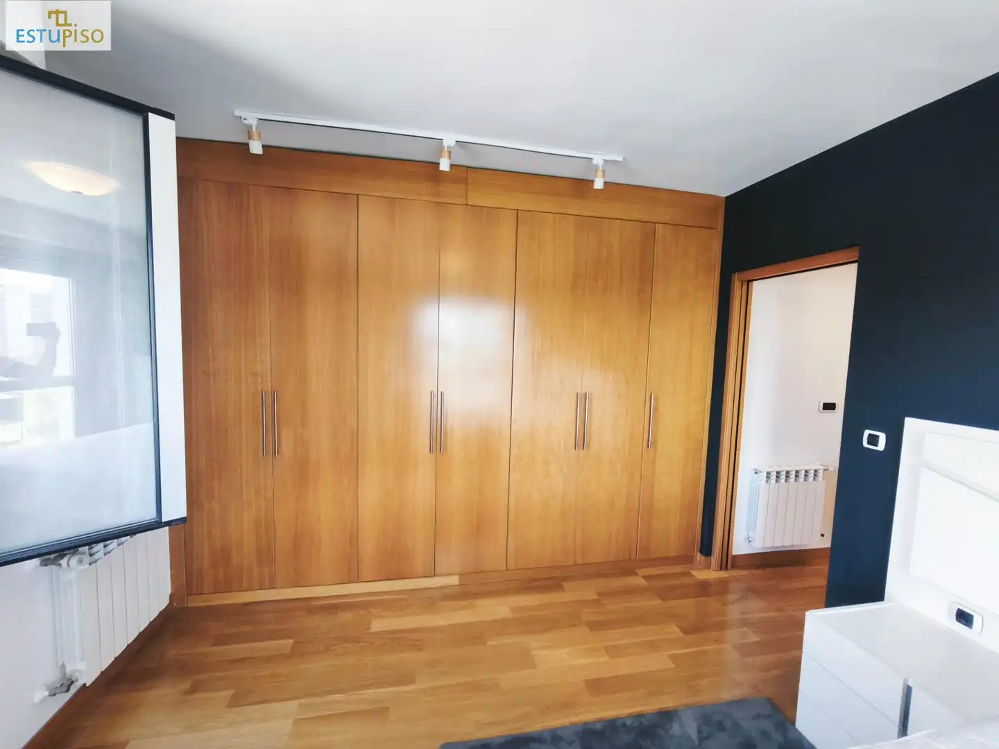 Schlafzimmer von Wohnung zum Verkauf in Vitoria - Gasteiz mit Heizung, Terrasse und Abstellraum