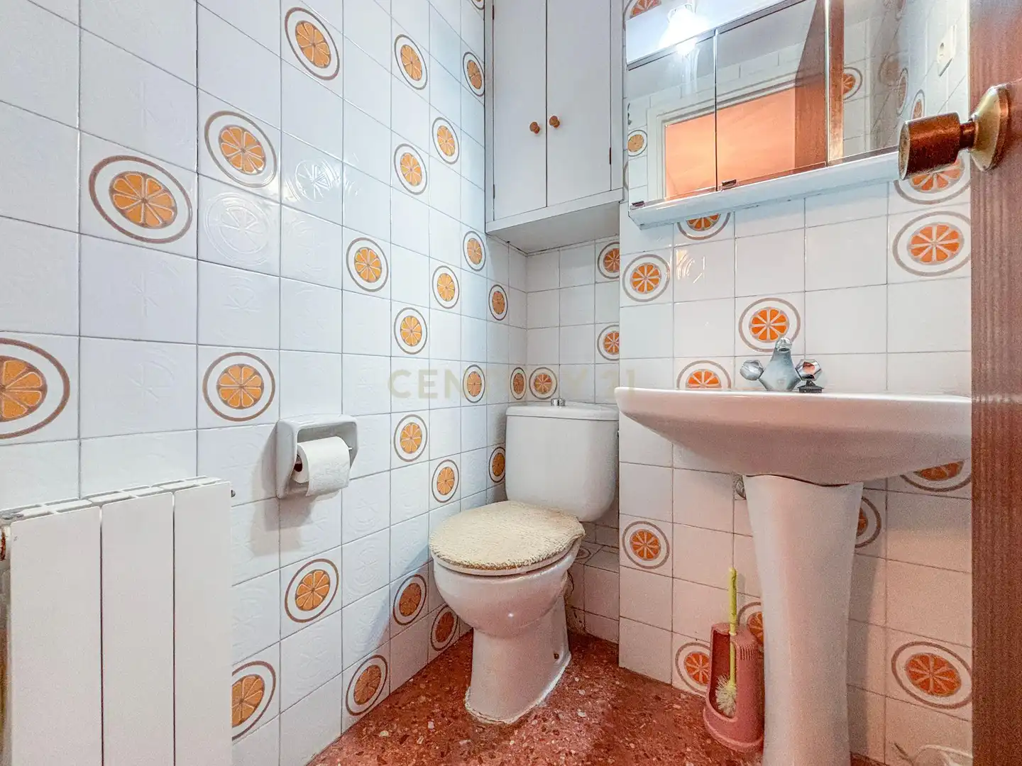 Bany de Apartament en venda en Esplugues de Llobregat amb Balcó i Alarma