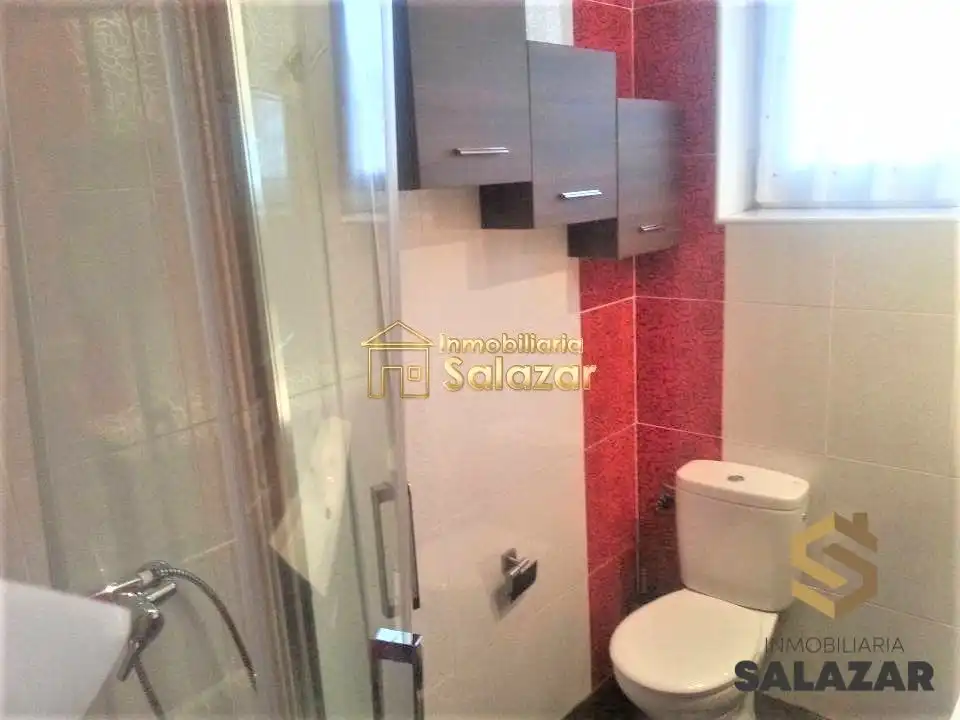 Bathroom of Flat for rent in Bilbao   with Heating and Storage room