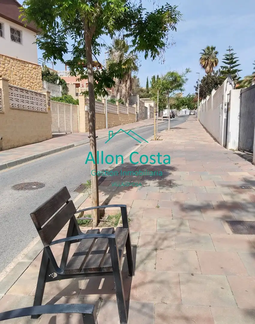 Vista exterior de Casa o chalet en venta en Benidorm con Aire acondicionado, Terraza y Trastero