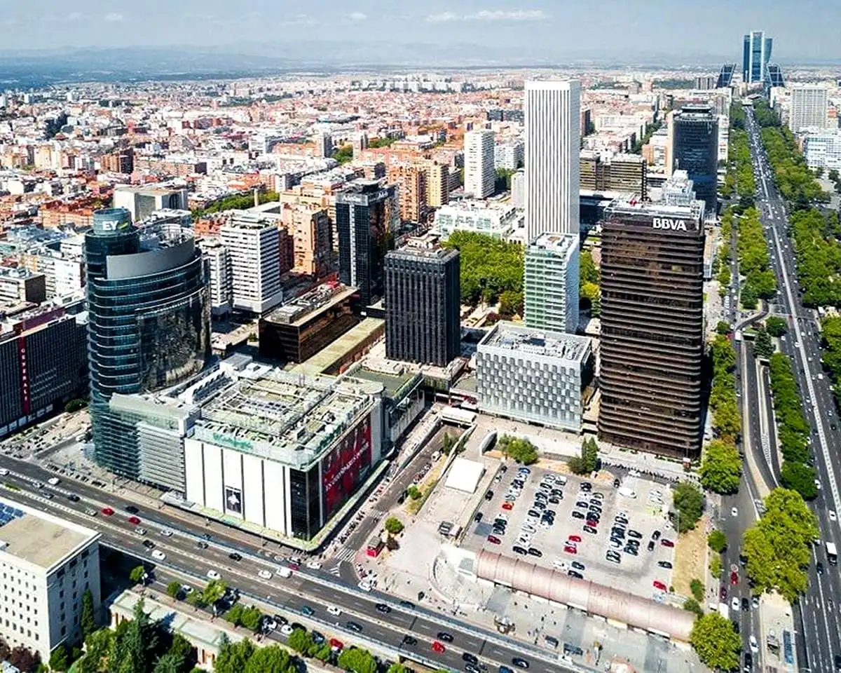 Exterior view of Office for sale in Madrid  with Air Conditioner and Heating