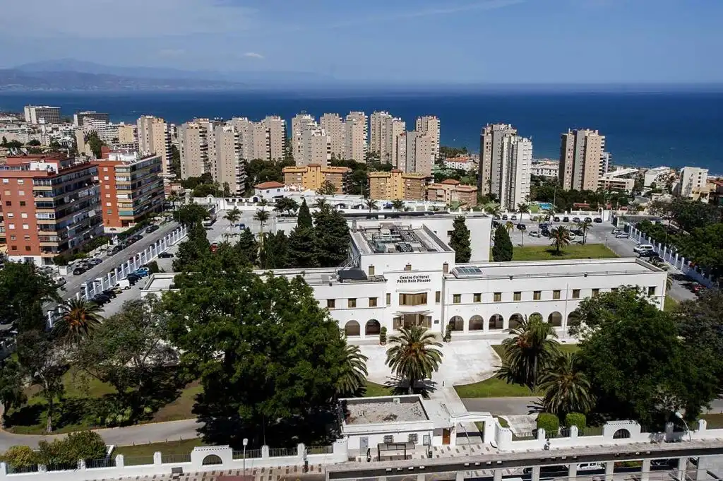 Vista exterior de Pis en venda en Torremolinos amb Alarma i Piscina comunitària