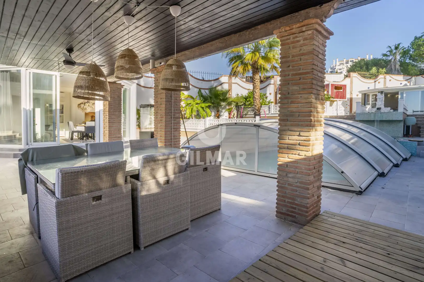 Terrassa de Casa o xalet en venda en Estepona amb Jardí privat i Piscina