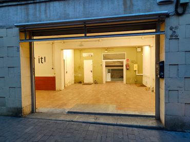 Local comercial en venda a Carrer de Sant Lluís