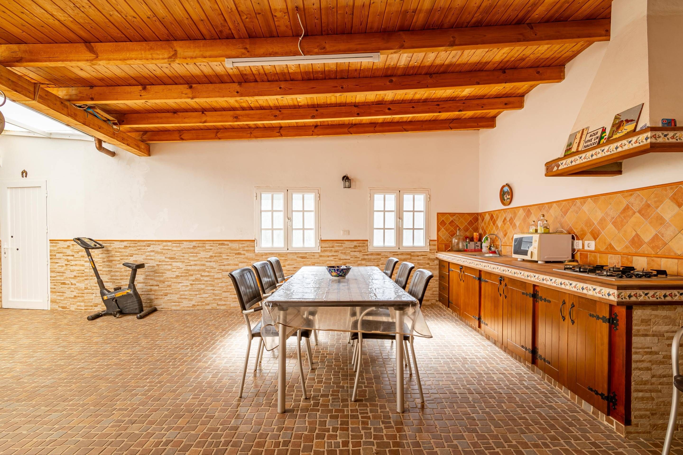 Cuina de Casa o xalet en venda en Teror amb Jardí privat, Terrassa i Traster