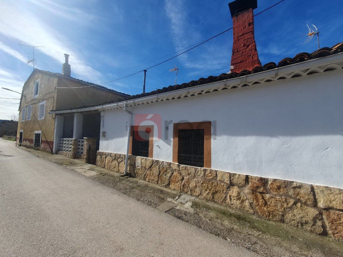 Exterior view of Country house for sale in Vega del Codorno  with Heating, Terrace and Storage room