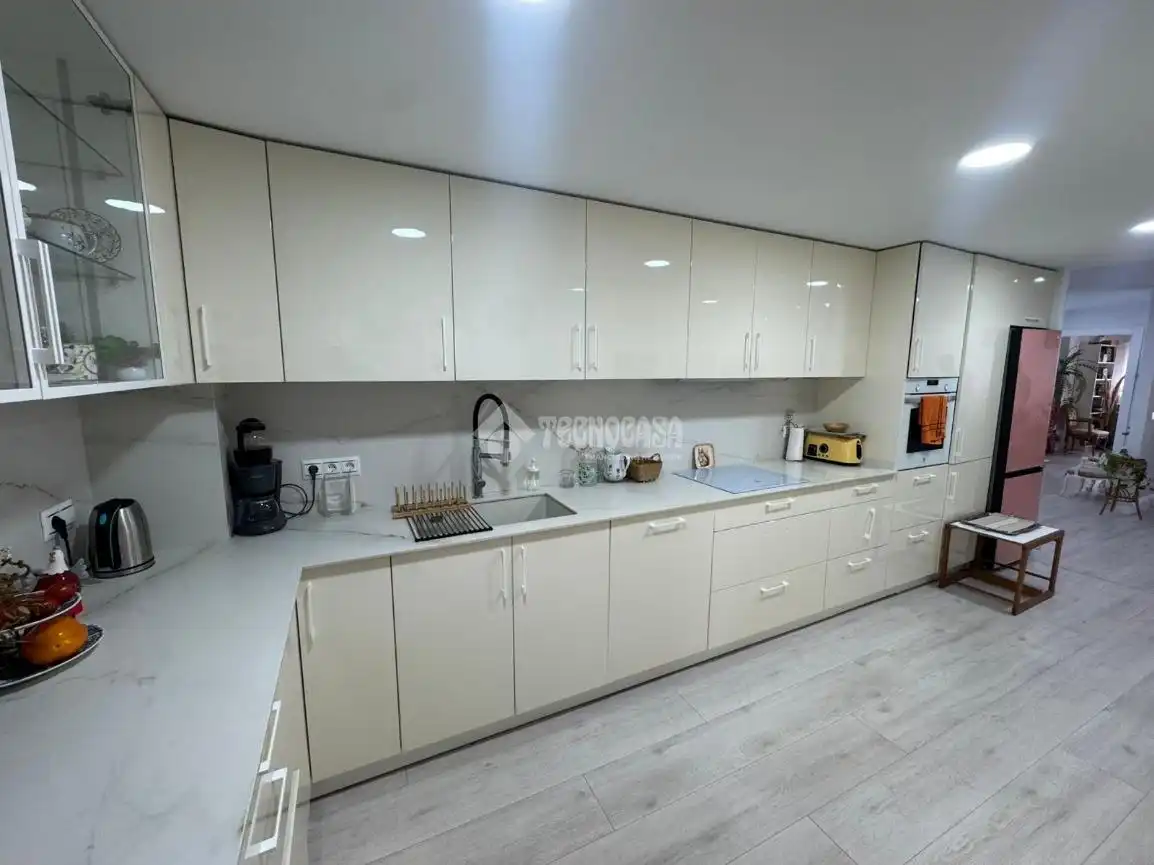 Piso con terraza en venta en L'Olivereta