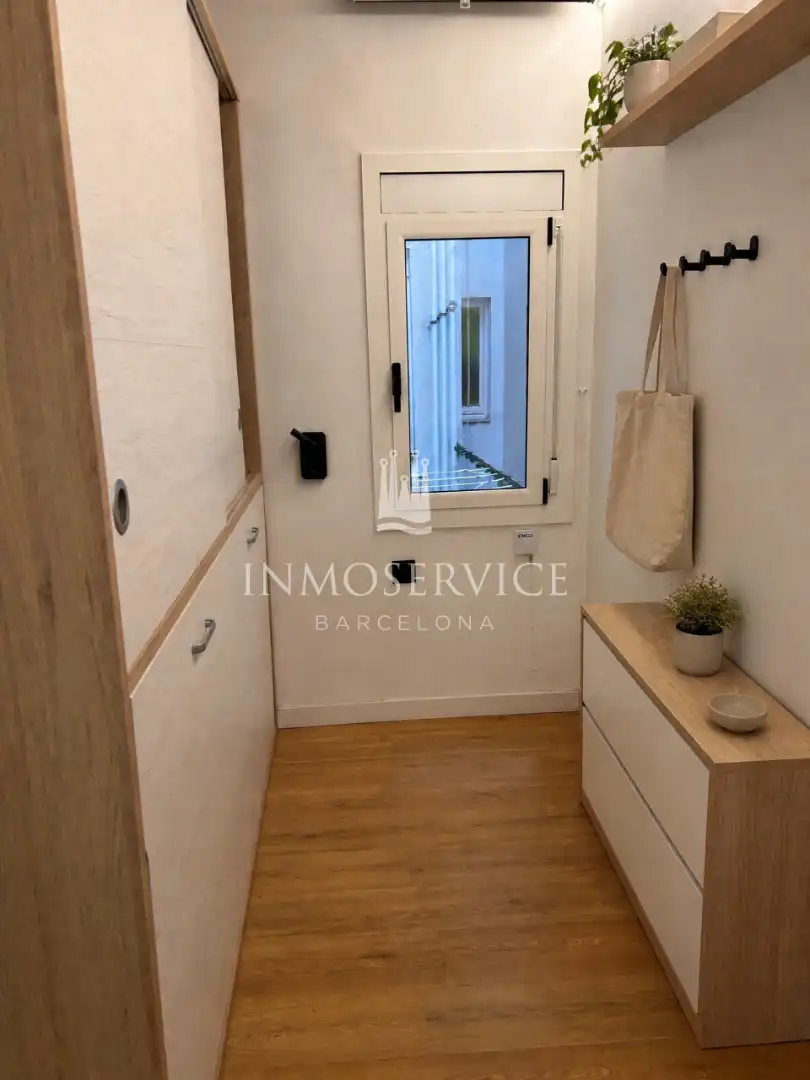 Dormitori de Pis de lloguer en Barcelona amb Aire condicionat, Calefacció i Parquet