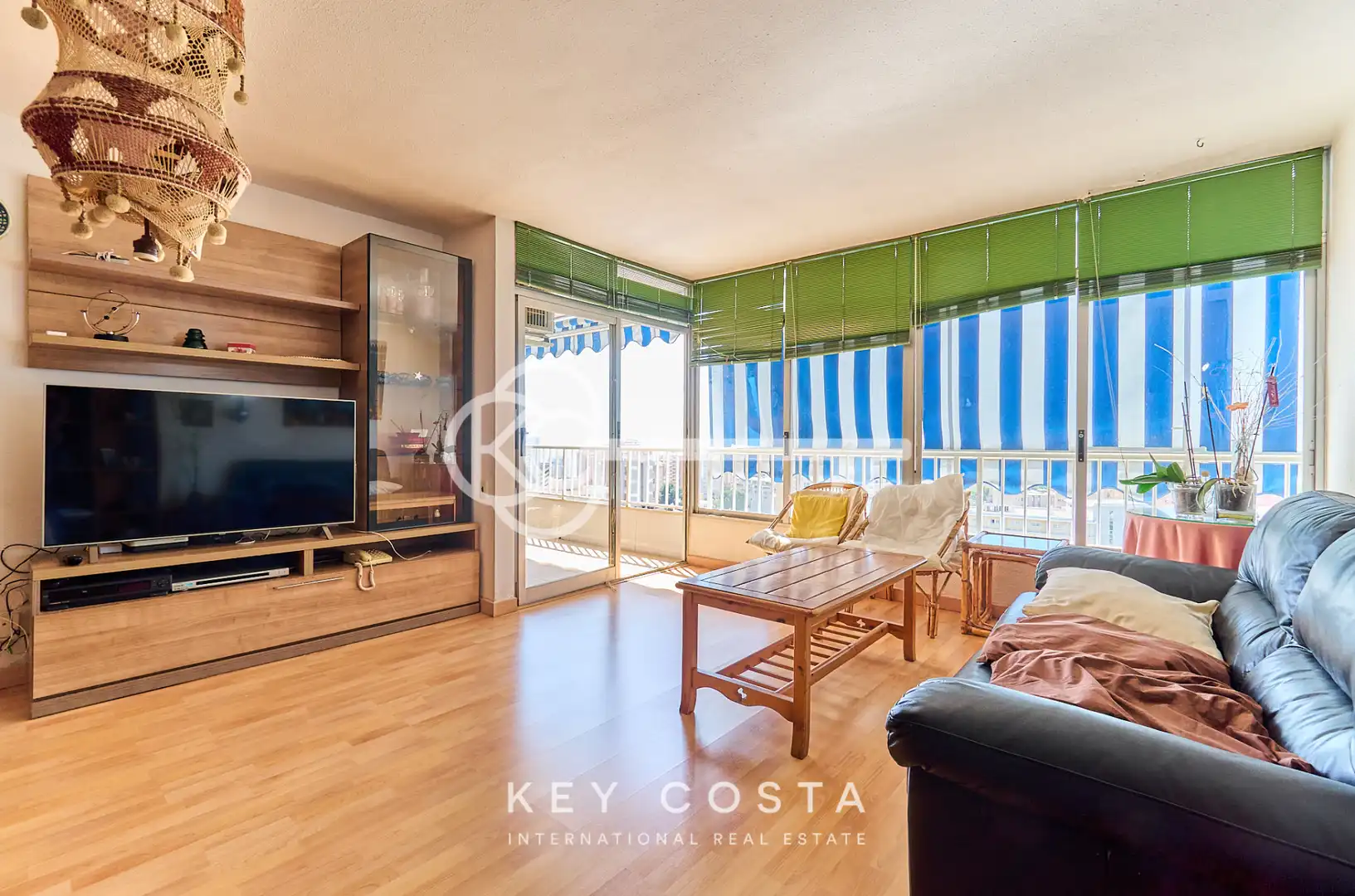 Living room of Flat for sale in Alicante / Alacant  with Air Conditioner, Terrace and Furnished