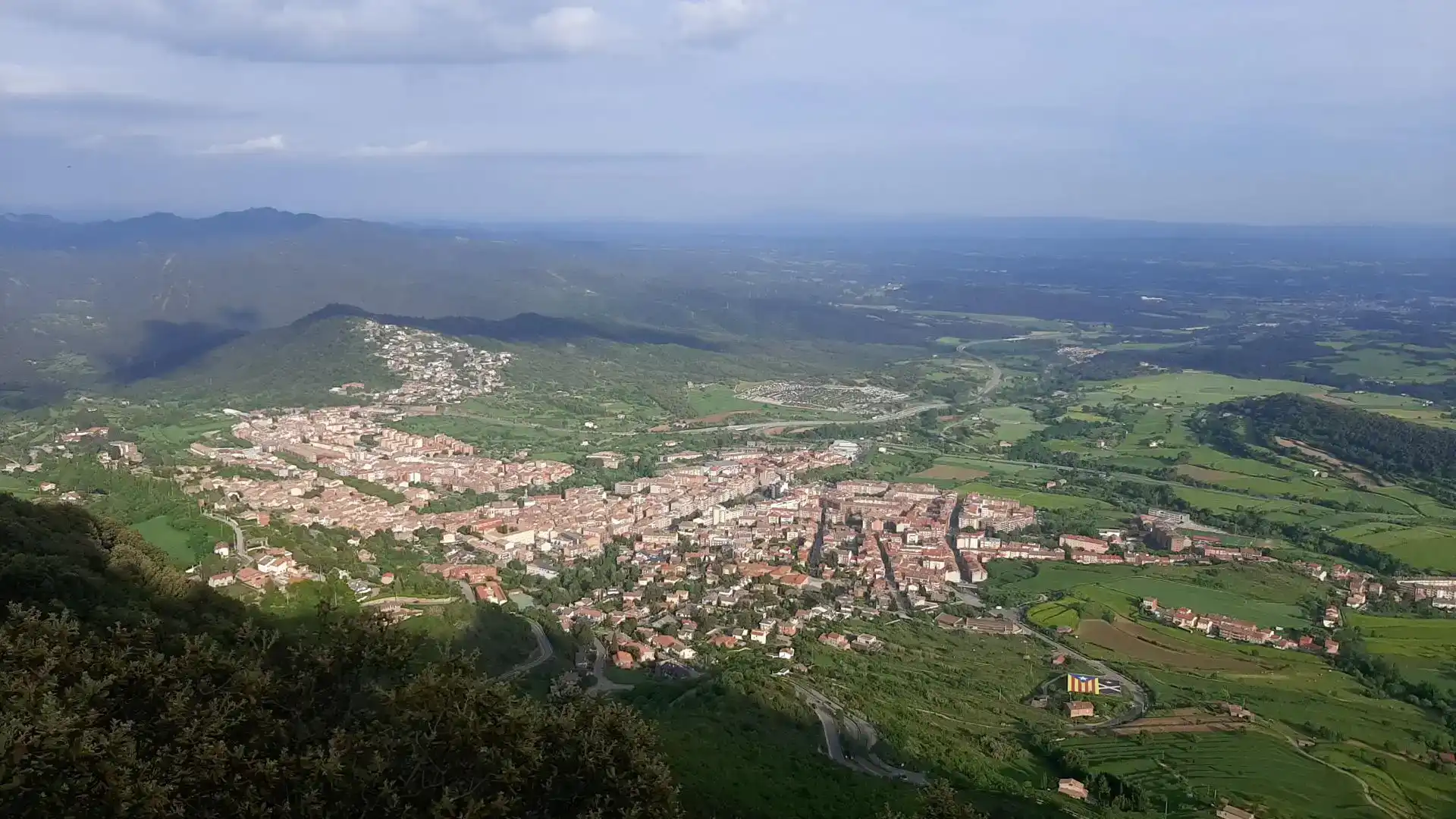 Vista exterior de Dúplex en venta en Berga con Jardín privado, Trastero y Amueblado