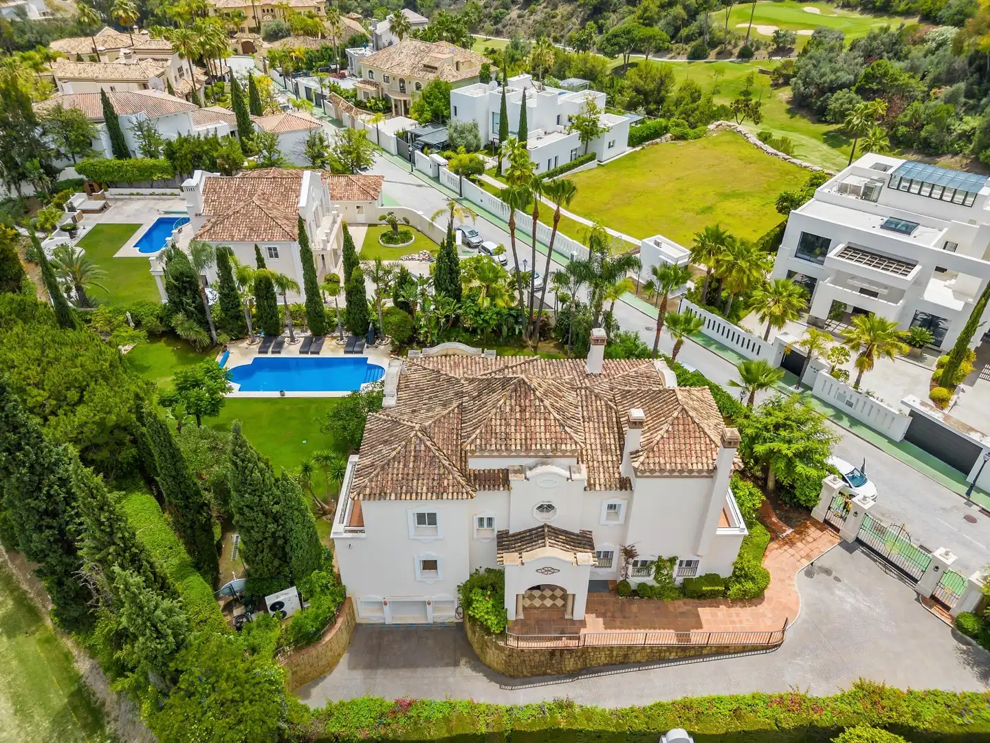 Xalet amb piscina en venda a San Pedro de Alcántara, imagen 2