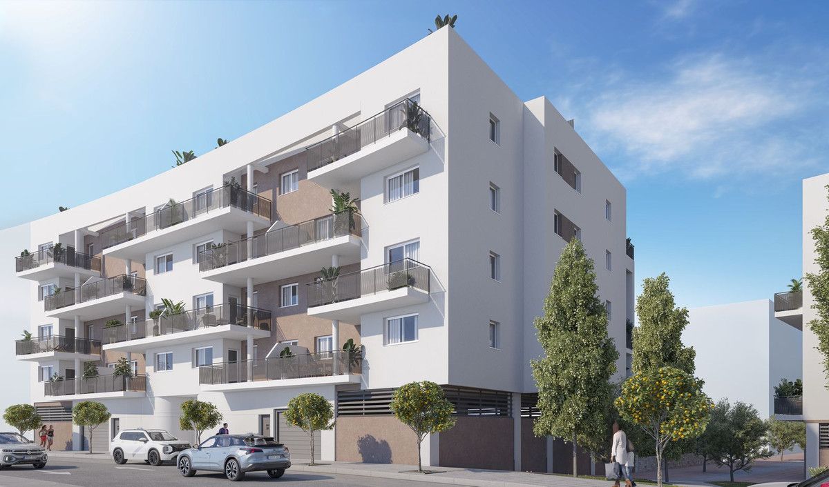 Vista exterior de Apartamento en venta en Vélez-Málaga con Terraza, Trastero y Piscina comunitaria