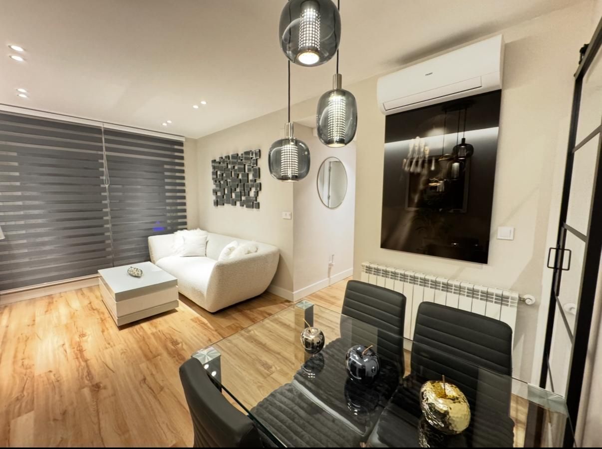 Sala d'estar de Àtic en venda en  Madrid Capital amb Aire condicionat, Calefacció i Terrassa