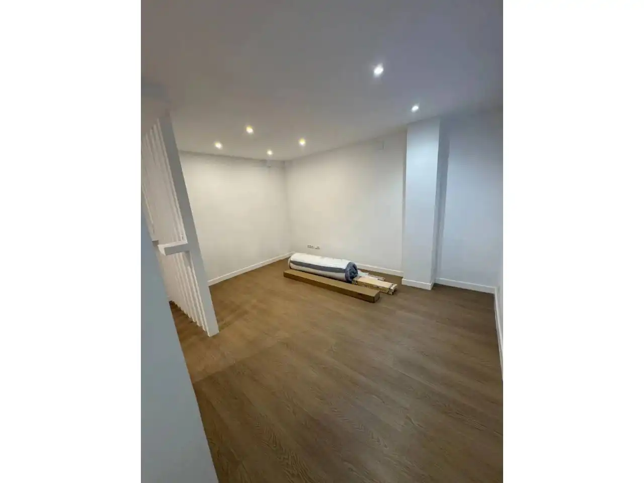 Flat for sale in Barcelona  with Air Conditioner, Furnished and Alarm