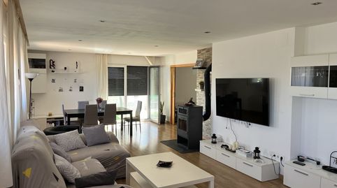Preciosa casa, muy luminosa: salón-comedor, cocina, 5 habitaciones, 5 baños, terrazas, PK y Jardín., imagen 2