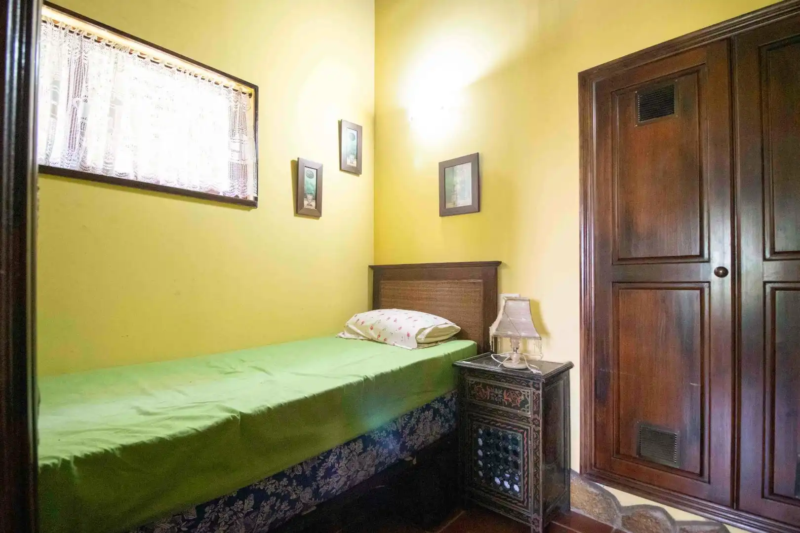 Dormitori de Casa o xalet en venda en Icod de los Vinos amb Jardí privat, Terrassa i Traster