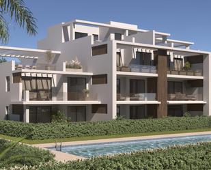 Vista exterior de Apartament en venda en Estepona amb Piscina comunitària