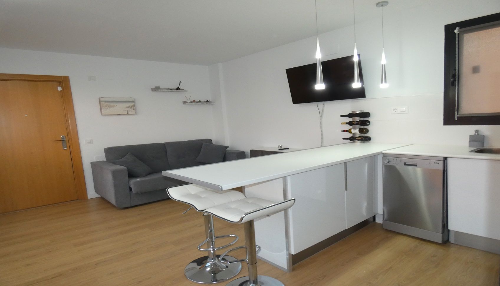 Sala d'estar de Apartament de lloguer en Calafell amb Aire condicionat, Moblat i Forn