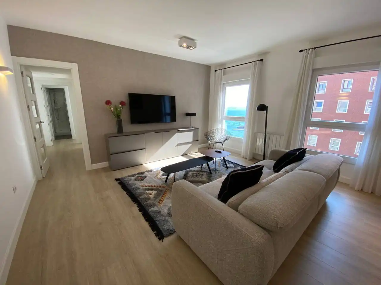 Wohnzimmer von Wohnung zur Miete in Santander mit Heizung und Möbliert