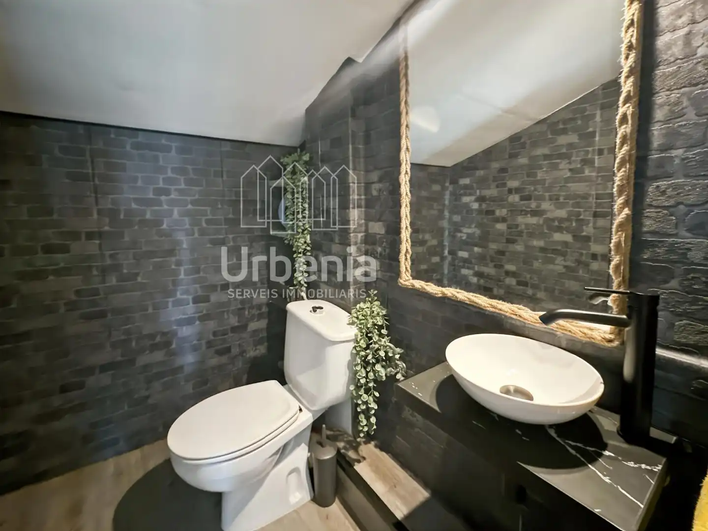 Bathroom of Duplexes for sale in Palamós  with Air Conditioner, Heating and Terrace