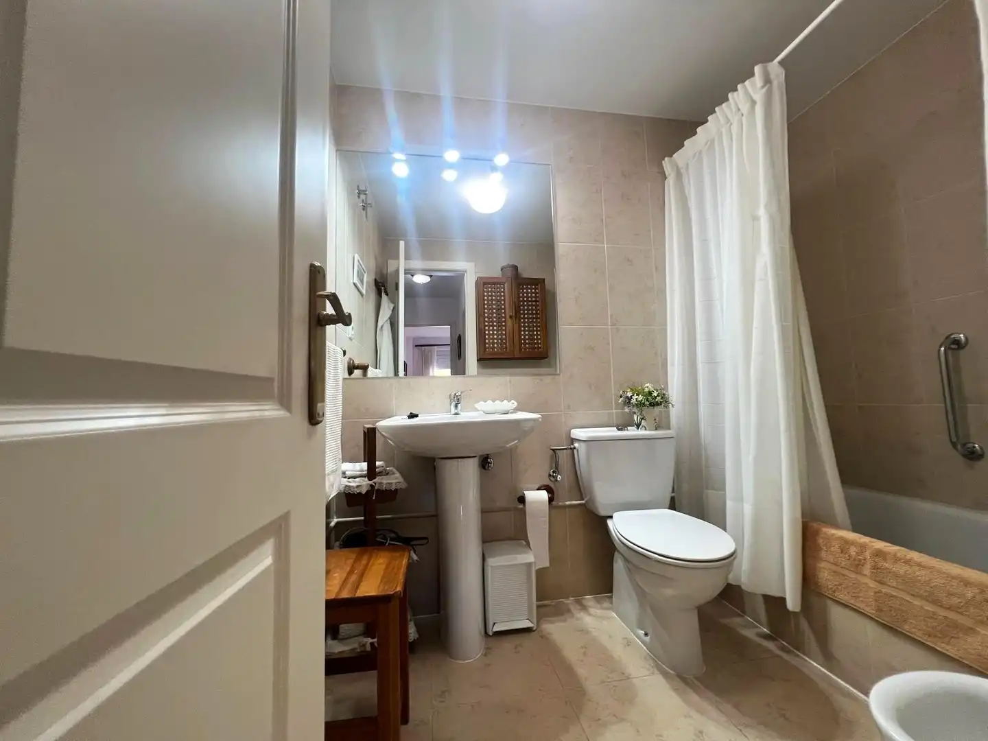 Baño de Piso en venta en Fuengirola con Aire acondicionado, Jardín privado y Terraza