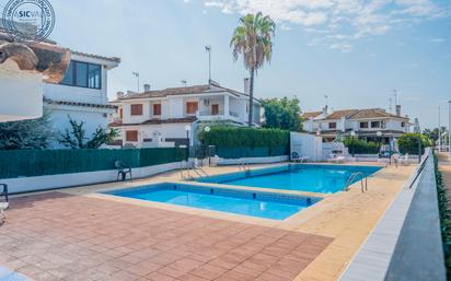 Exterior view of Single-family semi-detached for sale in Sagunto / Sagunt  with Air Conditioner, Terrace and Balcony