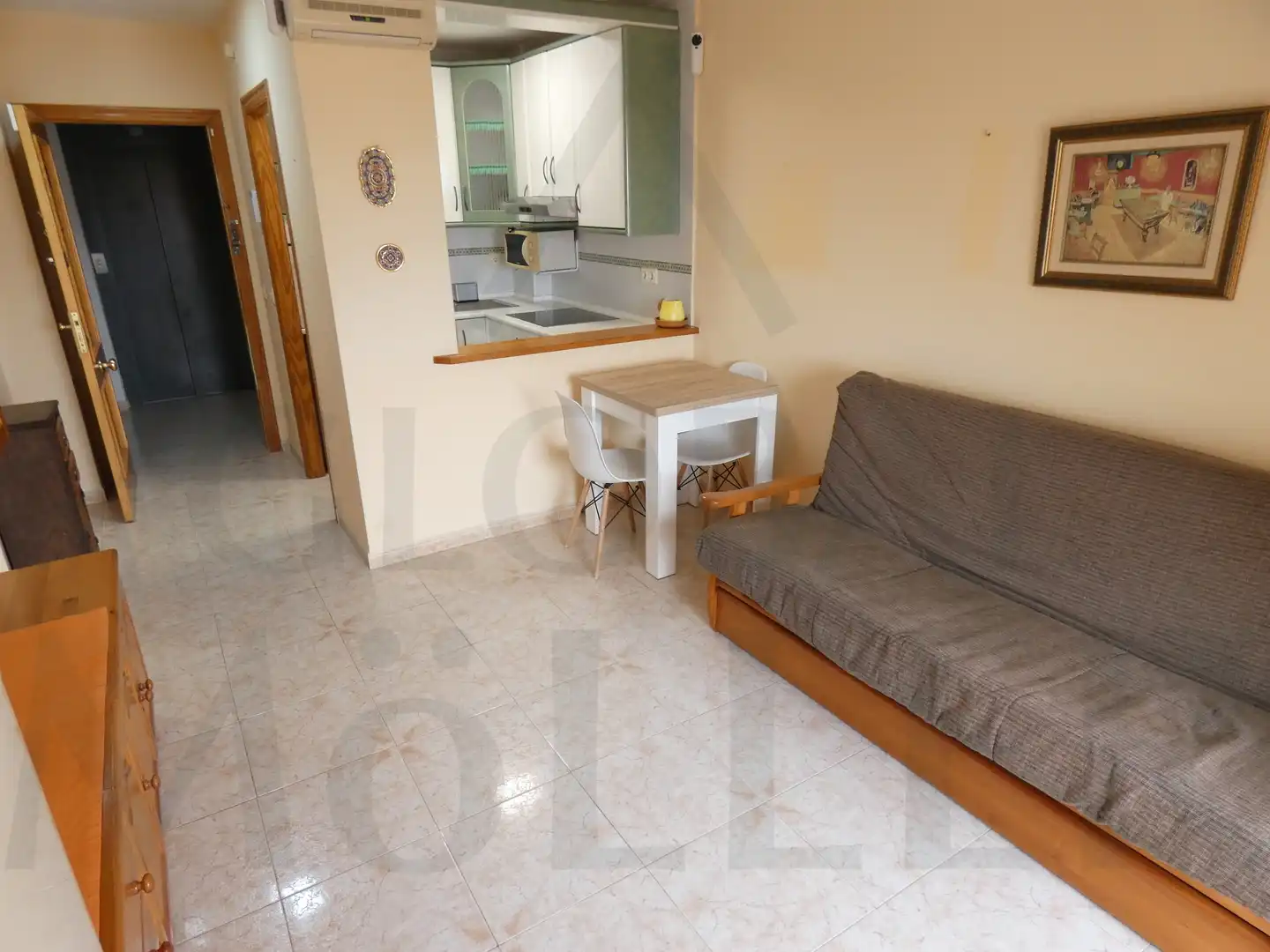 Sala d'estar de Apartament de lloguer en Cartagena amb Terrassa, Moblat i Forn