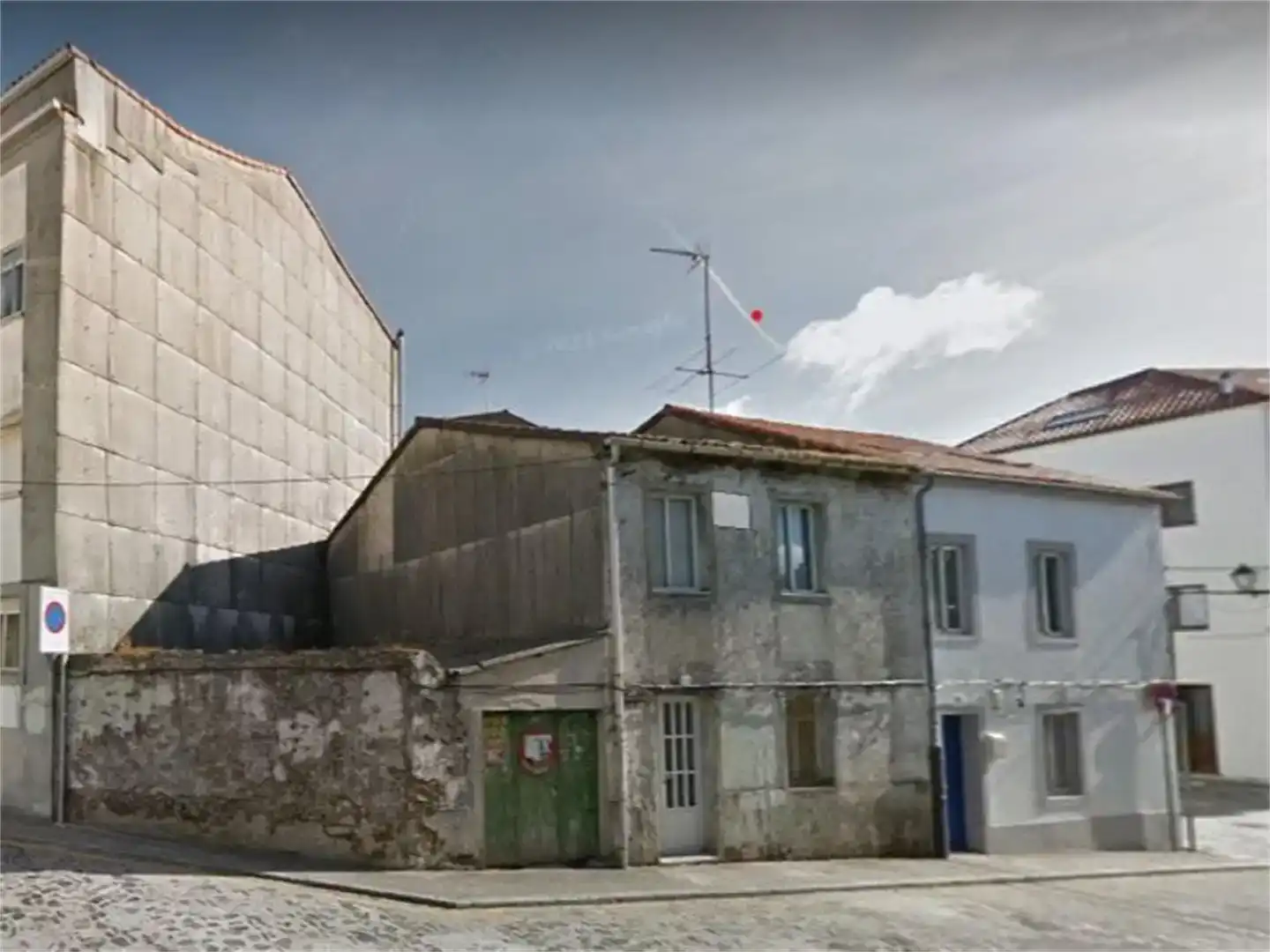 Vista exterior de Casa adosada en venda en Concheiros - Fontiñas