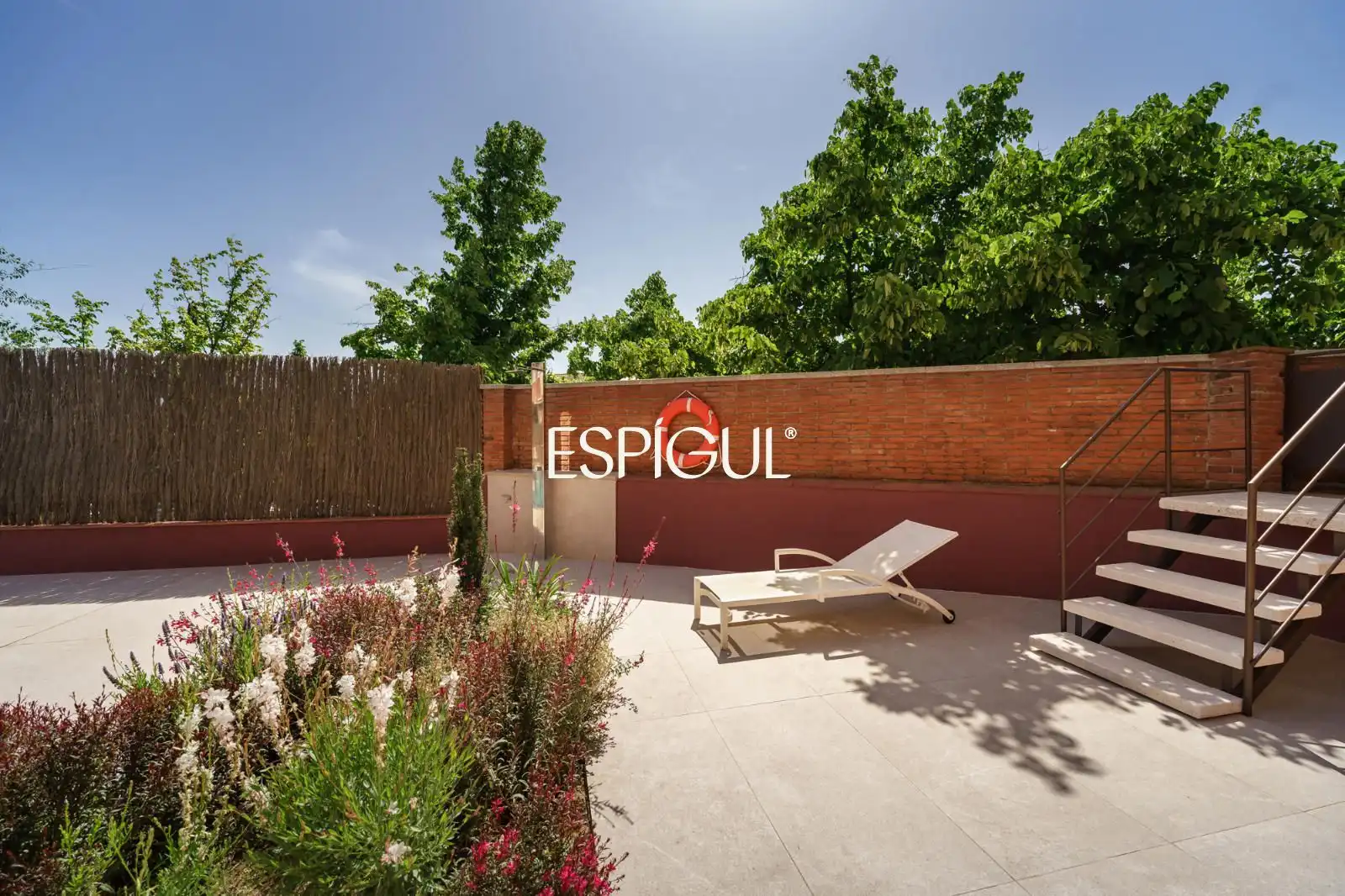 Terrace of Flat for rent in Sant Cugat del Vallès  with Air Conditioner, Heating and Parquet flooring