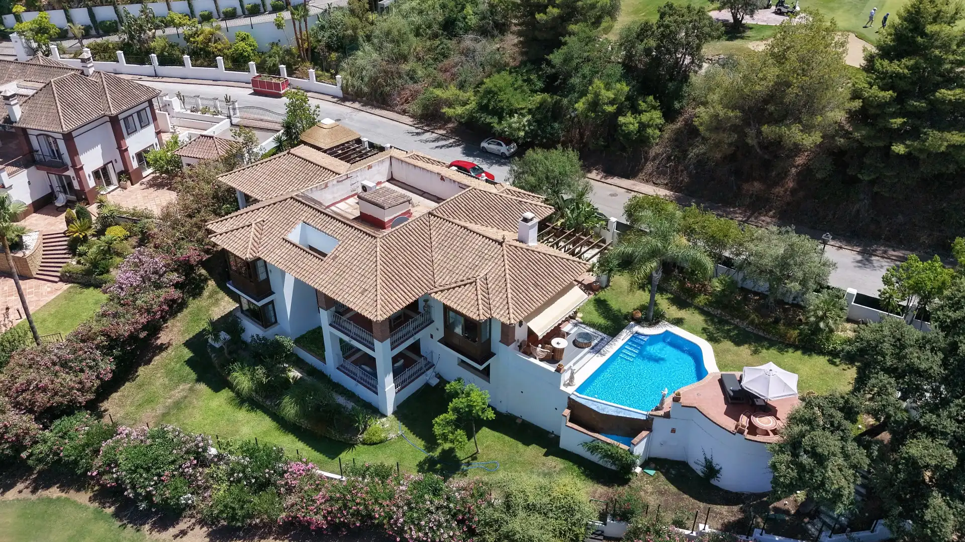 Vista exterior de Casa o chalet en venta en Mijas con Aire acondicionado, Jardín privado y Terraza
