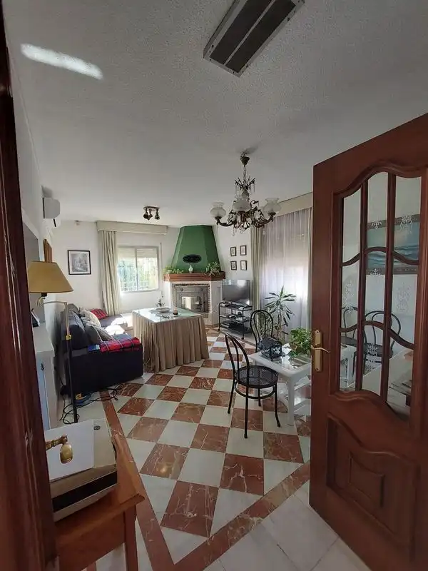 Sala de estar de Casa o chalet en venta en Córdoba con Aire acondicionado, Jardín privado y Terraza