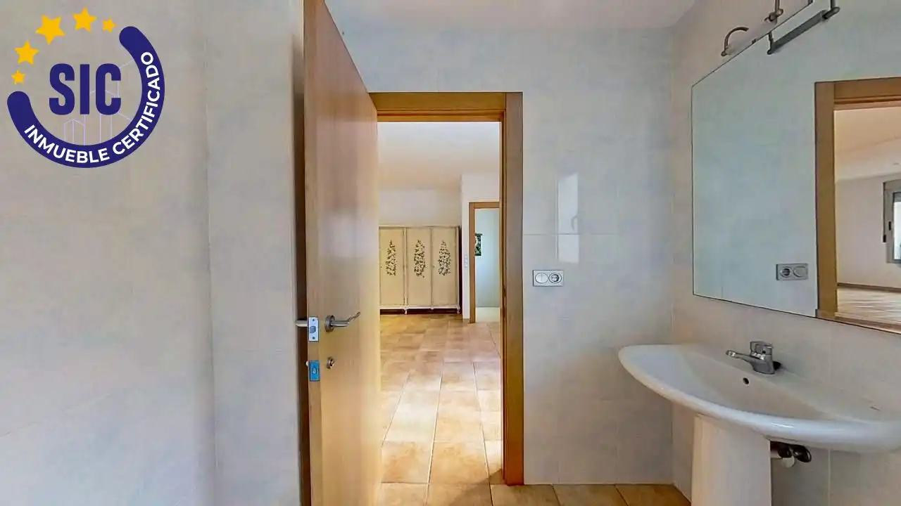 Badezimmer von Haus oder Chalet zur Miete in Chiva mit Heizung und Terrasse